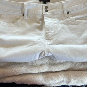 NYDJ Cool Embrace Slim Capri Jeans